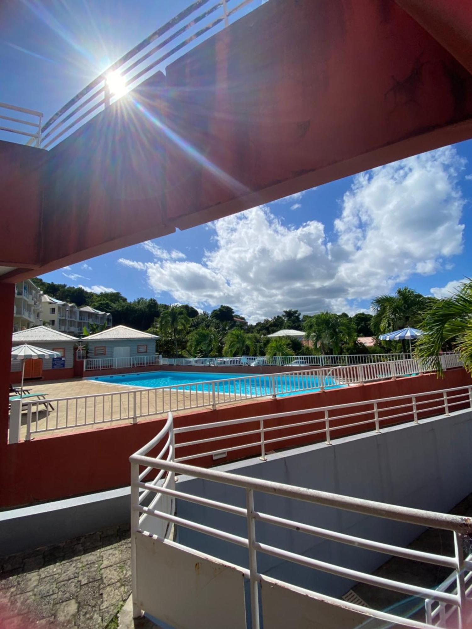 Studio Au Soleil Levant, Avec Piscine Ла-Трините Экстерьер фото